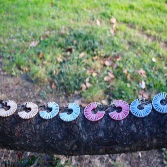 ANTHROPOLOGIE x BaubleBar Blue Boho Raffia Gold Hoop Earrings Beach Summer - Picture 3 of 9